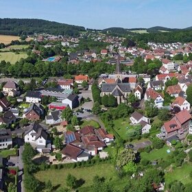 Ein Panoramabild von Werther ist zu sehen.