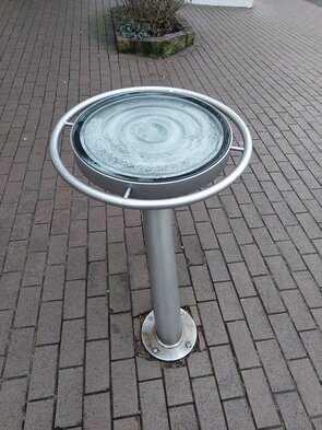 Spielgerät Irrgarten ist zu sehen.
