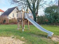 Ein Spieltrum ist zu sehen.